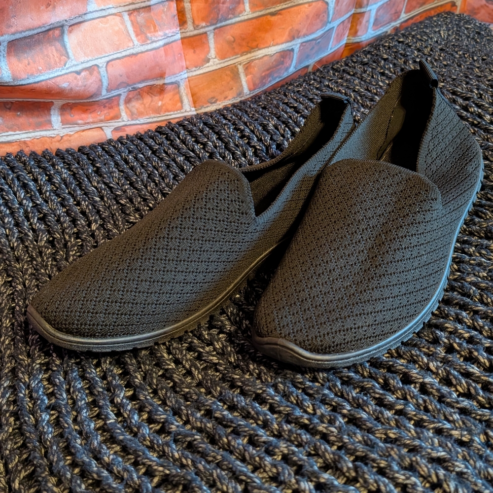 Source Unknown Black Knit Loafers